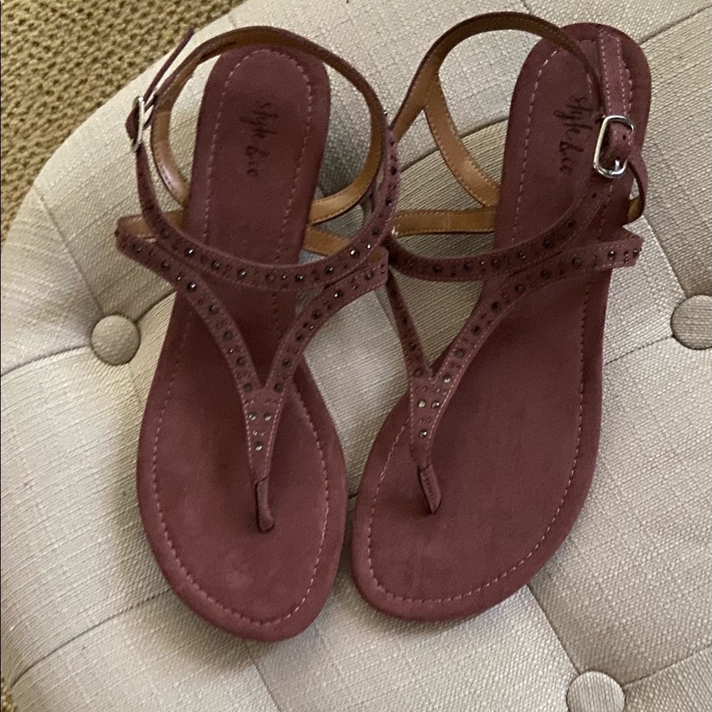 New No Box Style and Co Sandals